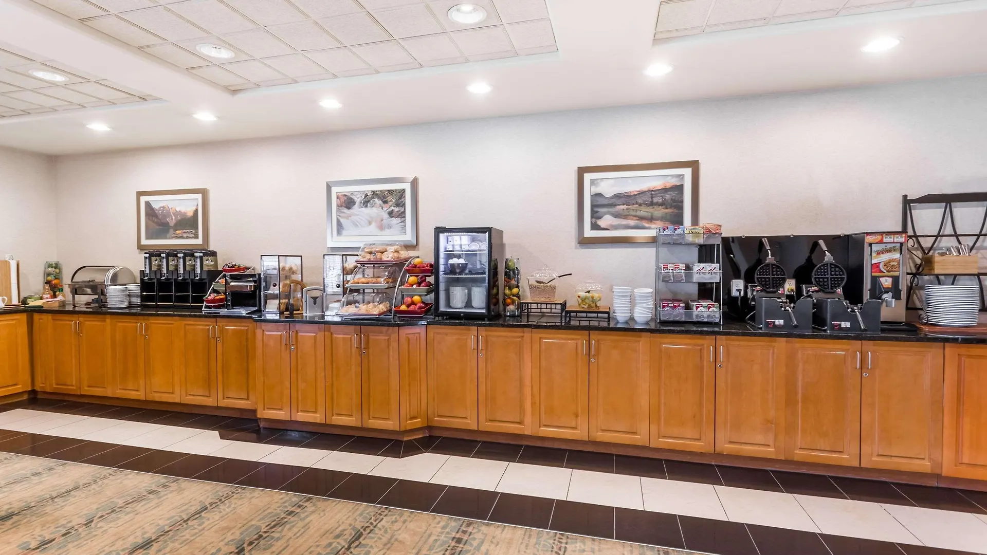 Wingate By Wyndham Calgary South Hotel