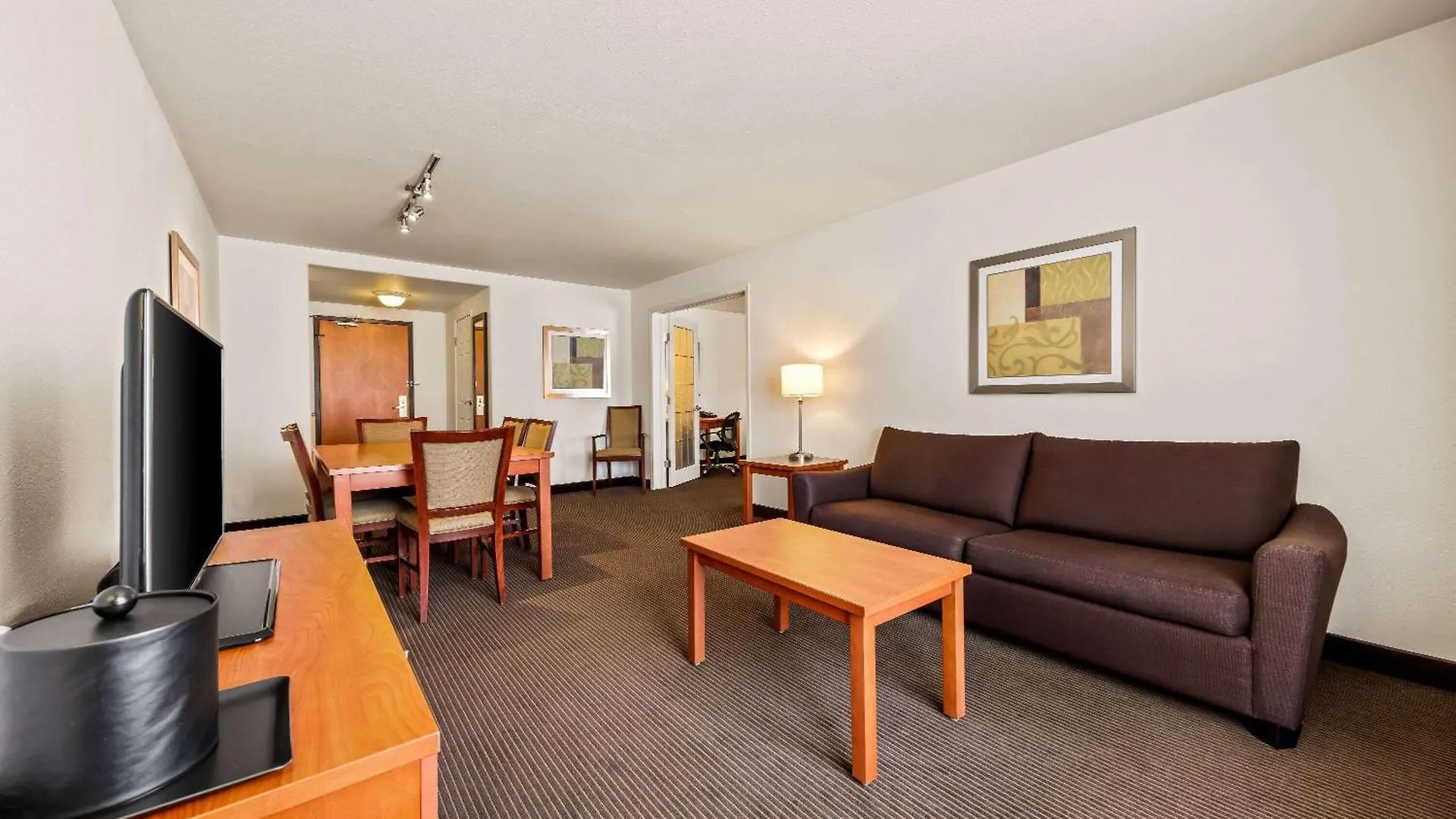 Wingate By Wyndham Calgary South Hotel 3*,  Canada