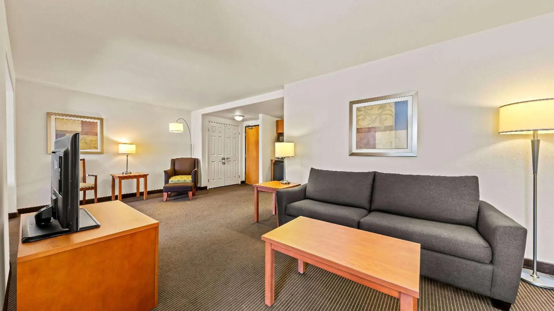 ***  Wingate By Wyndham Calgary South Hotel Canada