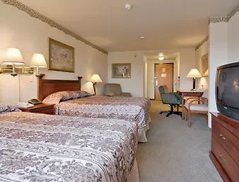 Wingate By Wyndham Calgary South Hotel