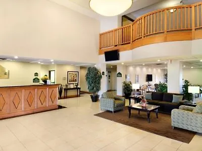 Wingate By Wyndham Calgary South Hotel