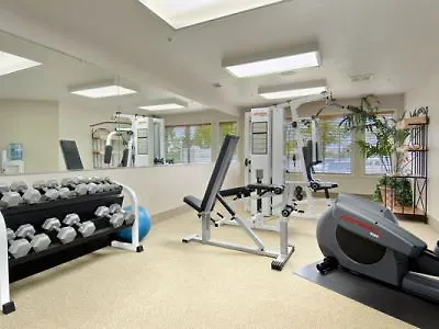 Wingate By Wyndham Calgary South Hotel